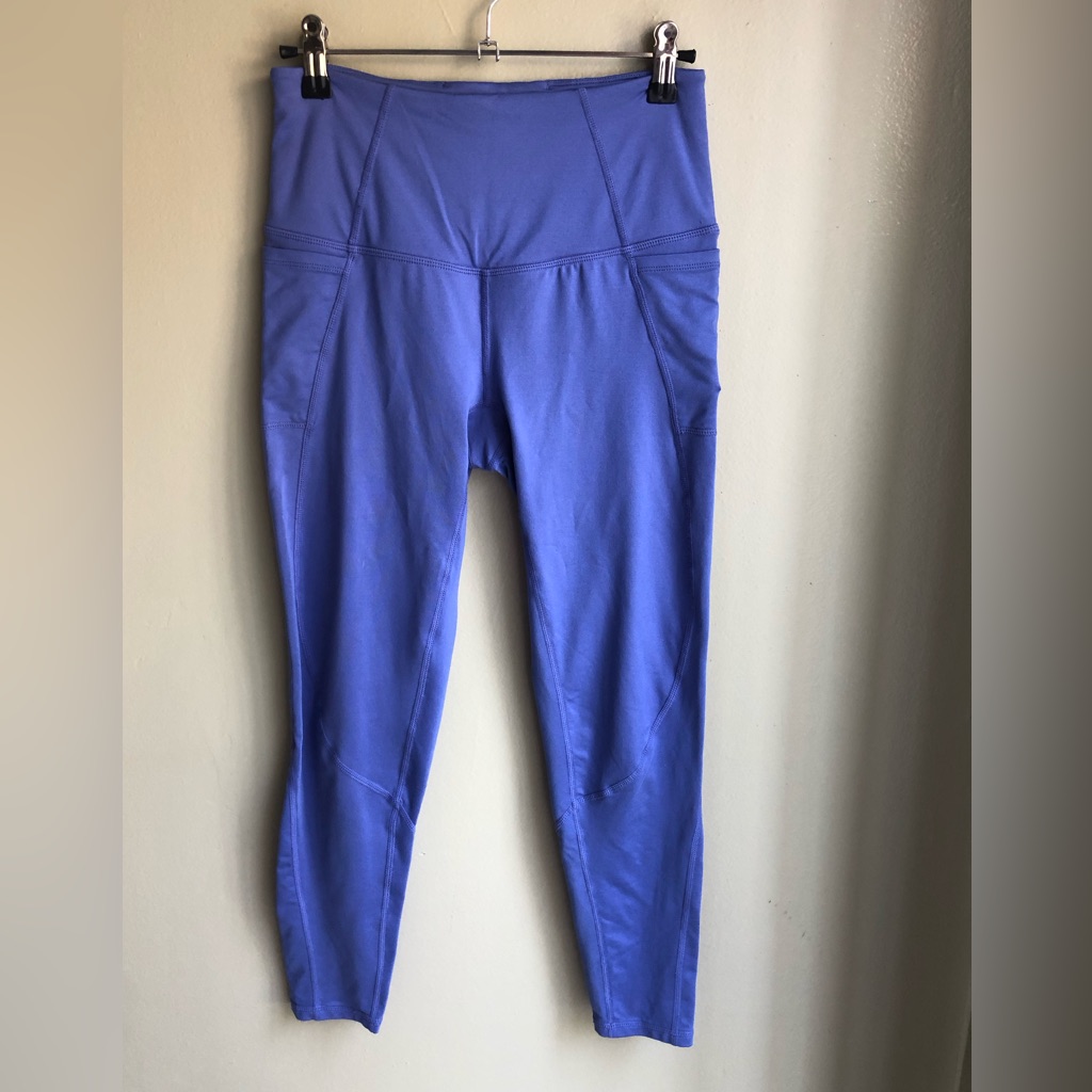 Free People Movement Capri Legging In Purple Size: S.P